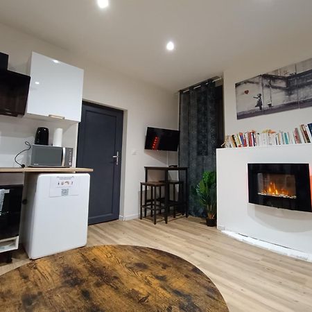 Apartament Le Puits Du Bourg Nevers Zewnętrze zdjęcie