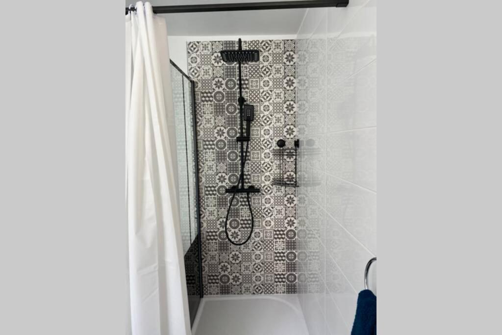 Apartament Le Puits Du Bourg Nevers Zewnętrze zdjęcie