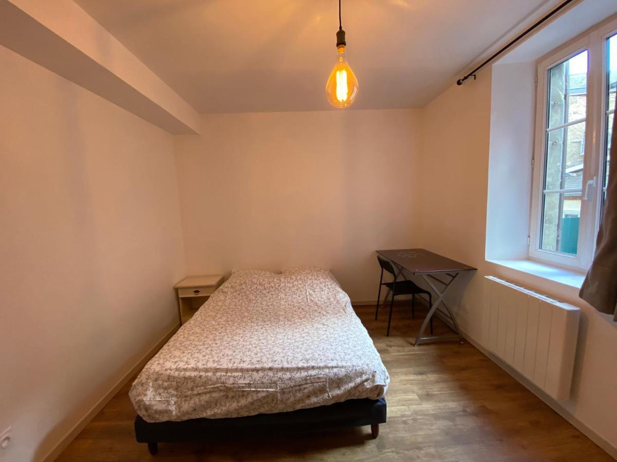 Apartament Le Puits Du Bourg Nevers Zewnętrze zdjęcie