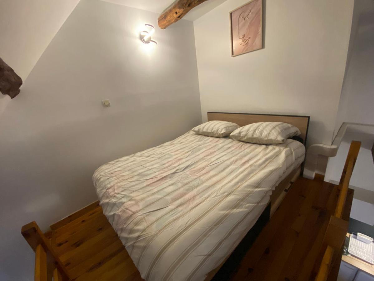 Apartament Le Puits Du Bourg Nevers Zewnętrze zdjęcie