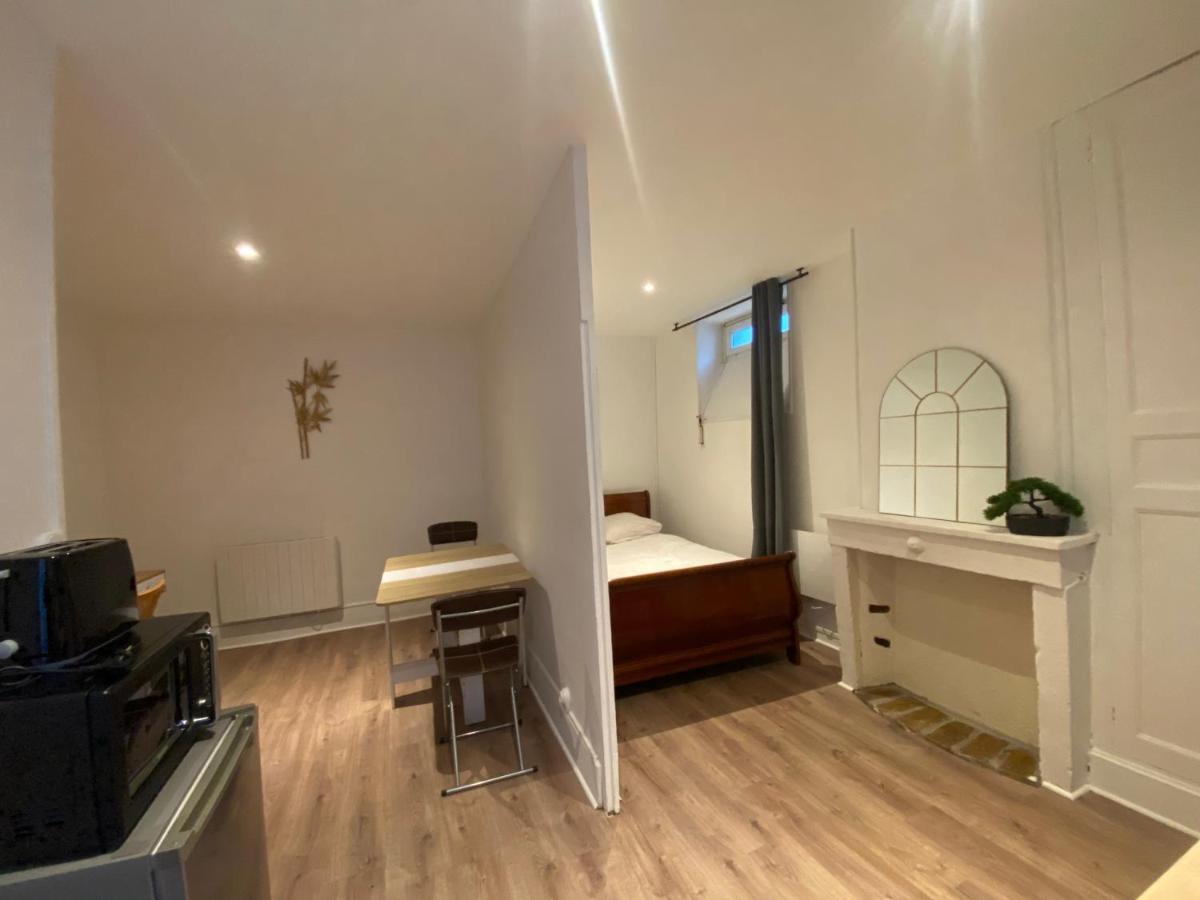 Apartament Le Puits Du Bourg Nevers Zewnętrze zdjęcie