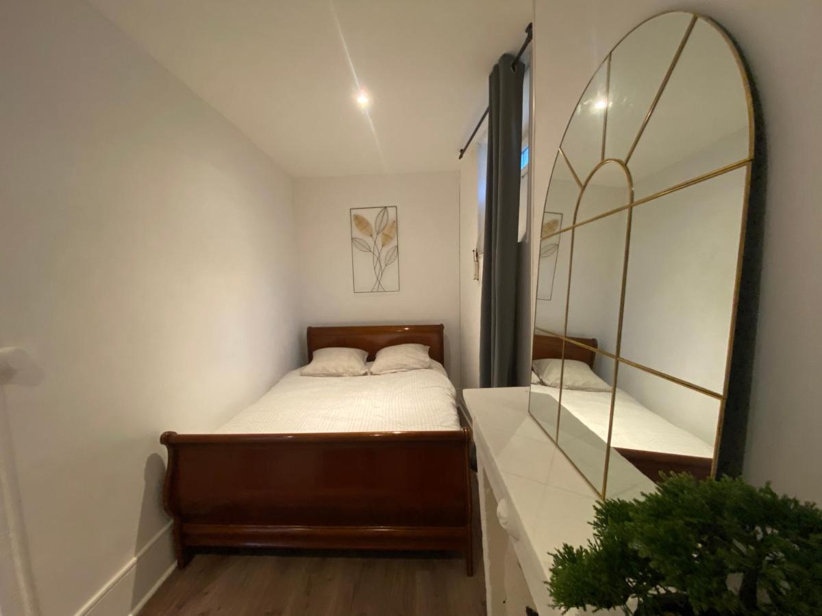 Apartament Le Puits Du Bourg Nevers Zewnętrze zdjęcie