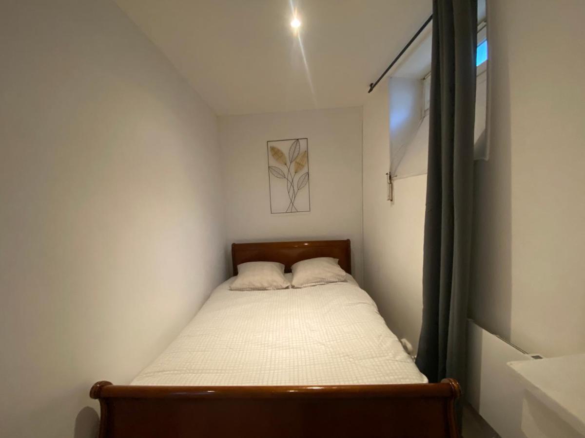 Apartament Le Puits Du Bourg Nevers Zewnętrze zdjęcie