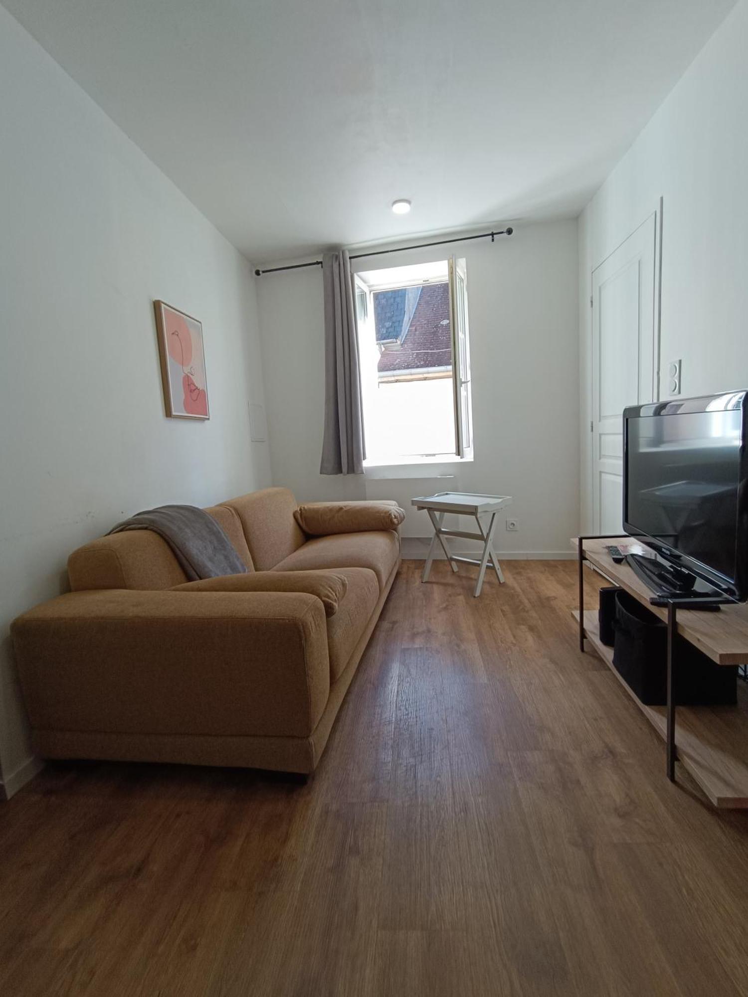 Apartament Le Puits Du Bourg Nevers Zewnętrze zdjęcie